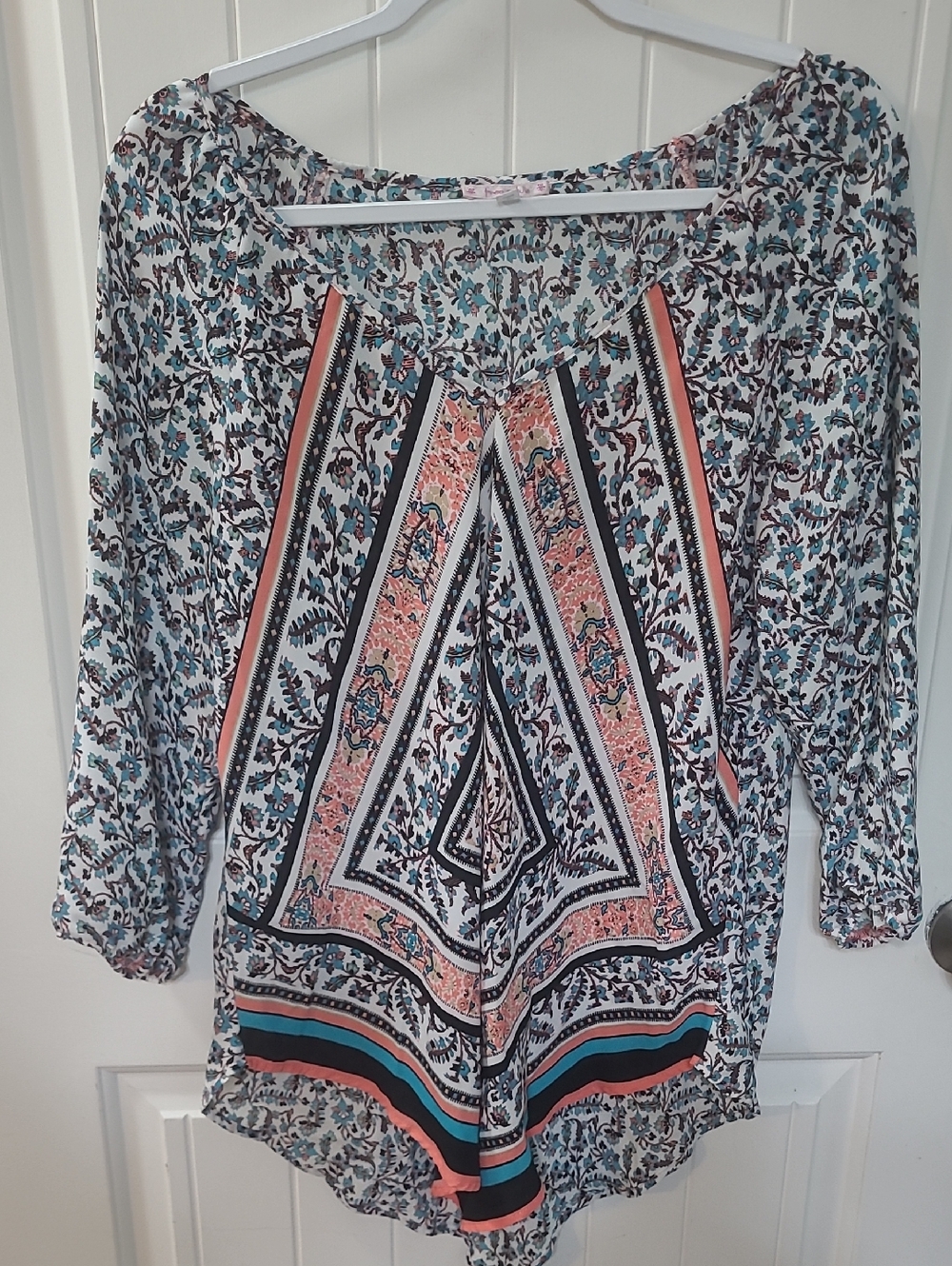 Boho Free 2 Luv 1X Printed Peasant Tunic Top - White with Coral & Teal Accents